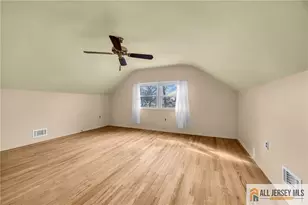 25 Greenwich Rd, Edison, NJ 08820 - Photo 39