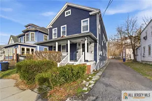 29 Grant St, Mount Holly, NJ 08060 - Photo 3