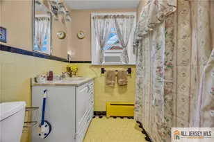 38 Simpson Ave, Edison, NJ 08817 - Photo 33