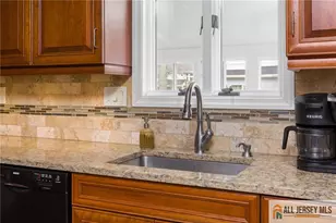 12 Anderson Ave, Monroe Township, NJ 08831 - Photo 17