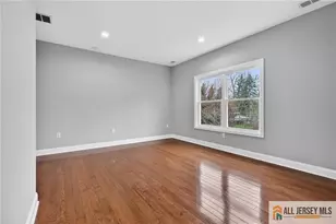 19 Utica Rd, Edison, NJ 08820 - Photo 17