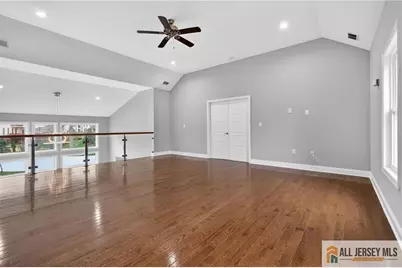 19 Utica Road, Edison, NJ 08820 - Photo 5