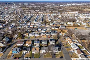 31 Marie Rd, Fords, NJ 08863 - Photo 5