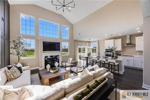 1 Galerie Ct, Monroe Township, NJ 08831 - Photo 7