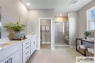 1 Galerie Ct, Monroe Township, NJ 08831 - Photo 19