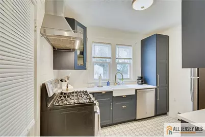 319 Harper Place, Highland Park, NJ 08904 - Photo 21