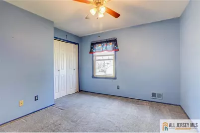 18 Warne Road, Old Bridge Township, NJ 07747 - Photo 19