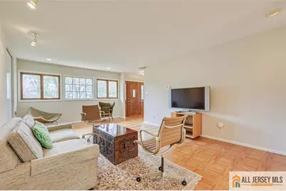 6 Waller Court, South Brunswick Township, NJ 08824 - Photo 3