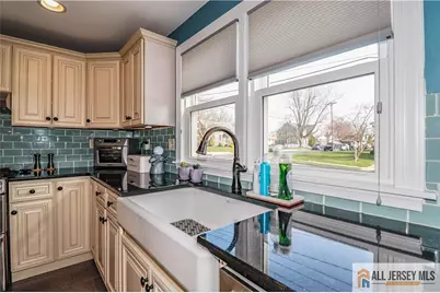 75 Grant Avenue, Fords, NJ 08863 - Photo 13