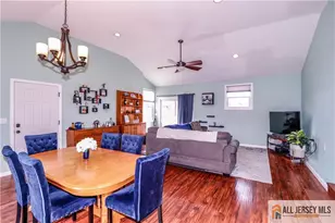 75 Grant Ave, Fords, NJ 08863 - Photo 5