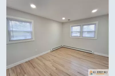 397 Lake Avenue, Colonia, NJ 07067 - Photo 9