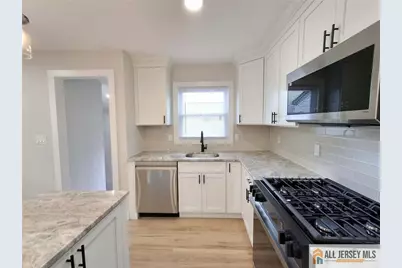 397 Lake Avenue, Colonia, NJ 07067 - Photo 3