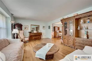 575 Grove Ave, Edison, NJ 08820 - Photo 7