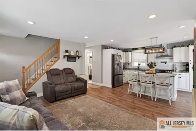 78 Johnson Street, Fords, NJ 08863 - Photo 5