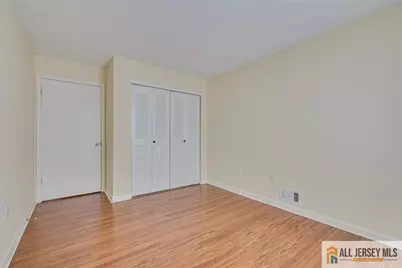 69 Amberly Court, , NJ 08823 - Photo 15