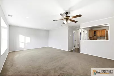 151 Wyndham Place, Robbinsville, NJ 08691 - Photo 3