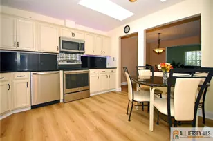 5 Surrey Ct, Monroe Township, NJ 08831 - Photo 15