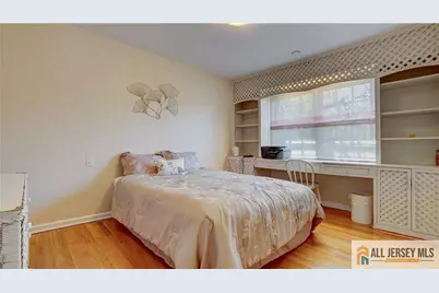 8 Valley Forge Drive, East Brunswick Township, NJ 08816 - Photo 21