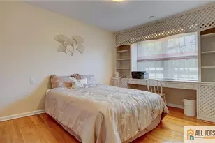 8 Valley Forge Dr, East Brunswick Township, NJ 08816 - Photo 21