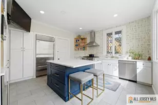 56 Oak Ave, Metuchen, NJ 08840 - Photo 7