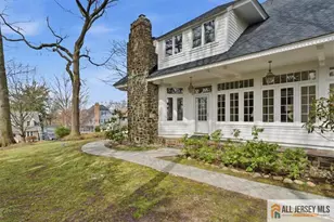 56 Oak Ave, Metuchen, NJ 08840 - Photo 3