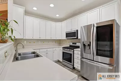 11 Quarry Court, East Windsor Township, NJ 08520 - Photo 9