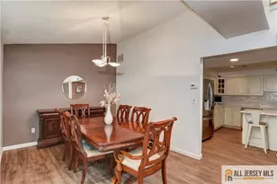 139 Dawn Ct, Old Bridge Township, NJ 08857 - Photo 5