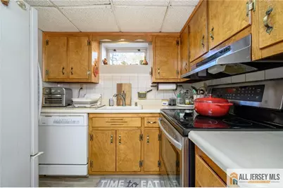 124 Inwood Avenue, Colonia, NJ 07067 - Photo 33
