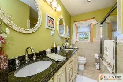 124 Inwood Avenue, Colonia, NJ 07067 - Photo 17