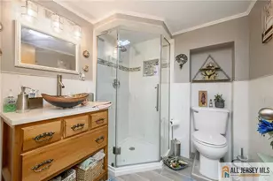 124 Inwood Ave, Colonia, NJ 07067 - Photo 31