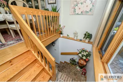 124 Inwood Avenue, Colonia, NJ 07067 - Photo 9