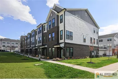 228 Peyton Place #121, New Brunswick, NJ 08901 - Photo 27