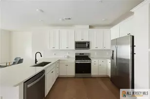 228 Peyton Pl, New Brunswick, NJ 08901 - Photo 11