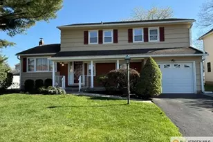 94 Calvert Ave, Edison, NJ 08820 - Photo 3