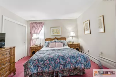 94 Calvert Avenue, Edison, NJ 08820 - Photo 35