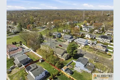 94 Calvert Avenue, Edison, NJ 08820 - Photo 45