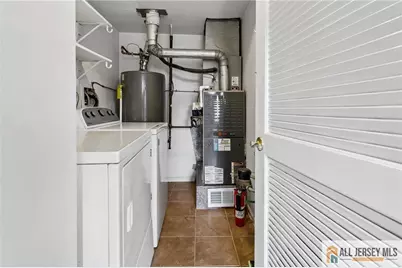 38 Anderson Court, East Brunswick Township, NJ 08816 - Photo 11