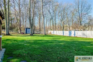 62 Laura Ave, Edison, NJ 08820 - Photo 11