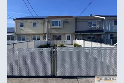 33 Mercer Street, Carteret, NJ 07008 - Photo 3