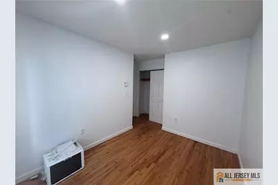 33 Mercer Street, Carteret, NJ 07008 - Photo 23