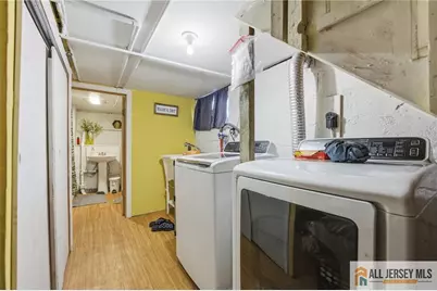 566 Chapman Street, Hillside, NJ 07205 - Photo 27