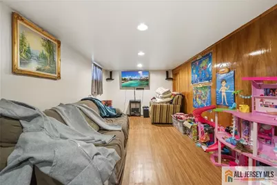 566 Chapman Street, Hillside, NJ 07205 - Photo 25