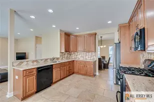 6 Aster Way, South Brunswick Township, NJ 08810 - Photo 9