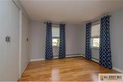 8 Fitzsimmons Avenue, Middlesex, NJ 08846 - Photo 7