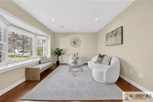 107 Finnegans Ln, South Brunswick Township, NJ 08824 - Photo 5