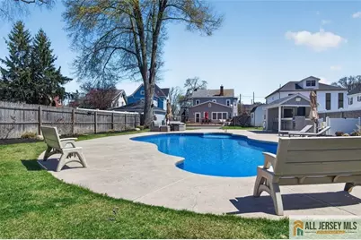 591 Barron Avenue, Woodbridge Township, NJ 07095 - Photo 29