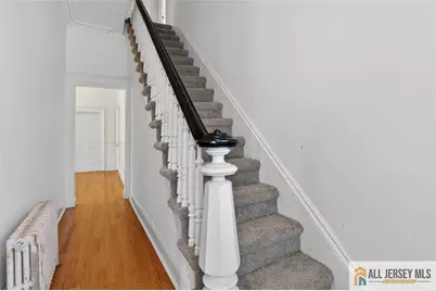 591 Barron Avenue, Woodbridge Township, NJ 07095 - Photo 5