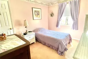 206 Oak Manor Pkwy, South Plainfield, NJ 07080 - Photo 13