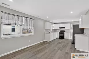 1102 Evergreen Blvd, Pemberton Twp, NJ 08015 - Photo 11