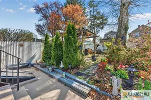 30 Paul St, Fords, NJ 08863 - Photo 21
